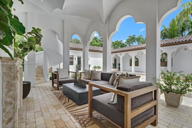 12650 SW 77th Ave, Pinecrest, FL 33156