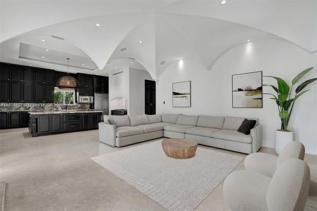 12650 SW 77th Ave, Pinecrest, FL 33156