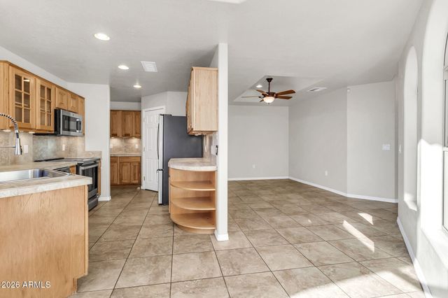 8786 E Sandtrap Court, Gold Canyon, AZ 85118