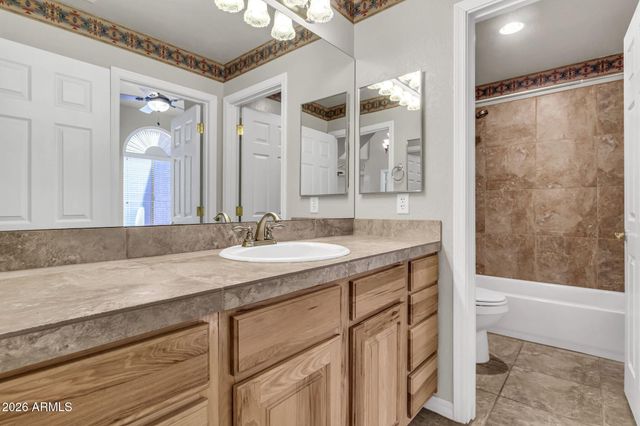 8786 E Sandtrap Court, Gold Canyon, AZ 85118