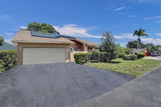 1060 SW 55th Way, Margate, FL 33068