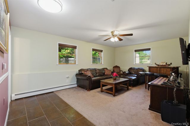 14 Central Avenue, Congers, NY 10920