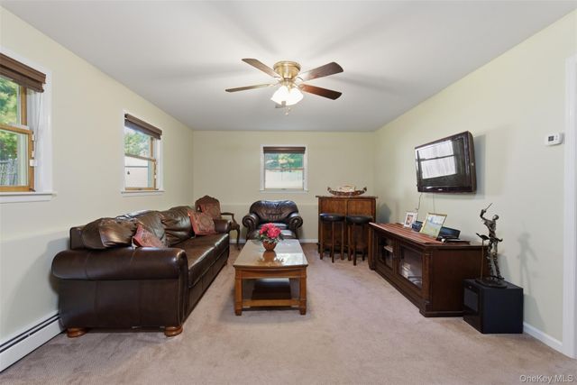 14 Central Avenue, Congers, NY 10920