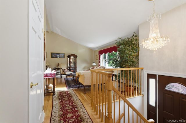 14 Central Avenue, Congers, NY 10920