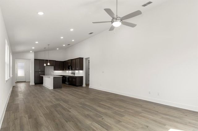 1012 Yaupon Holly DR, Georgetown, TX 78628