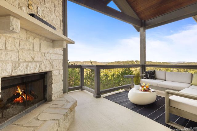 1382 Qappuella, Canyon Lake, TX 78133