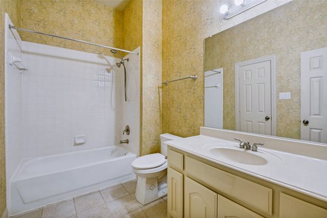 1629 Mcgee Lane, Carrollton, TX 75010