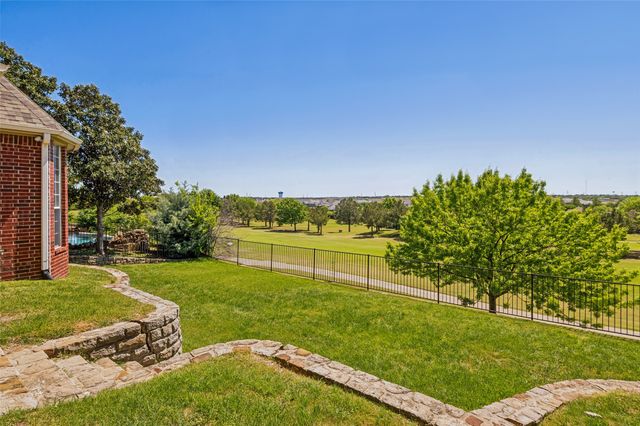 1629 Mcgee Lane, Carrollton, TX 75010
