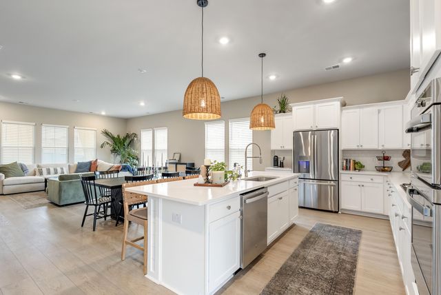 285 Citrus Drive, Summerville, SC 29486