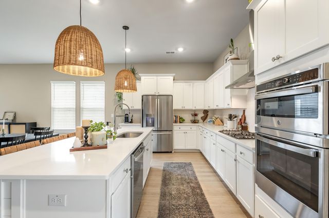 285 Citrus Drive, Summerville, SC 29486