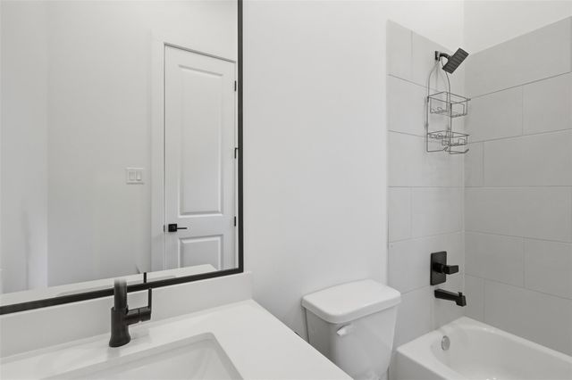 326 Eastwood Street, Houston, TX 77011