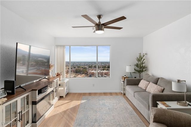 2044 Mesquite Lane 302, Laughlin, NV 89029