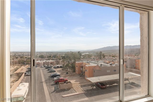 2044 Mesquite Lane 302, Laughlin, NV 89029