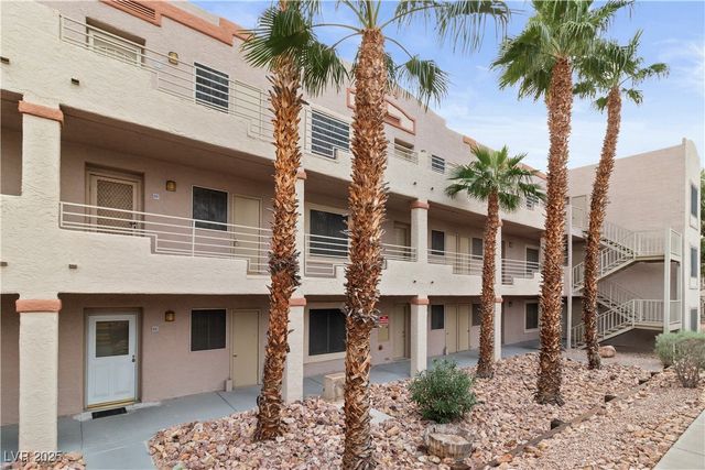 2044 Mesquite Lane 302, Laughlin, NV 89029