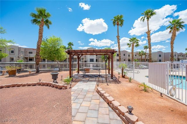 2044 Mesquite Lane 302, Laughlin, NV 89029