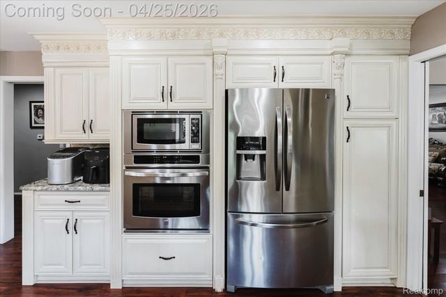 4301 Stony River Drive, Bloomfield Hills, MI 48301