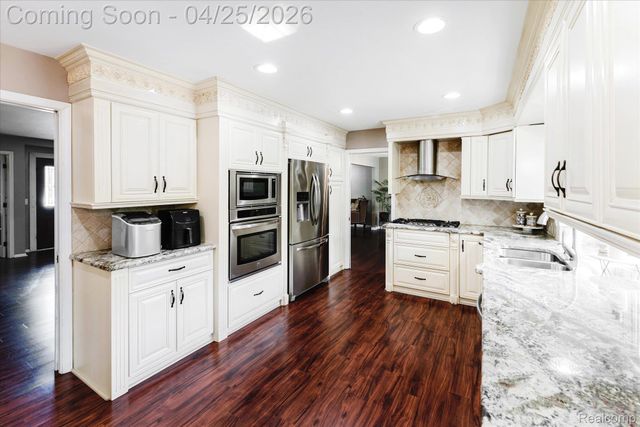 4301 Stony River Drive, Bloomfield Hills, MI 48301