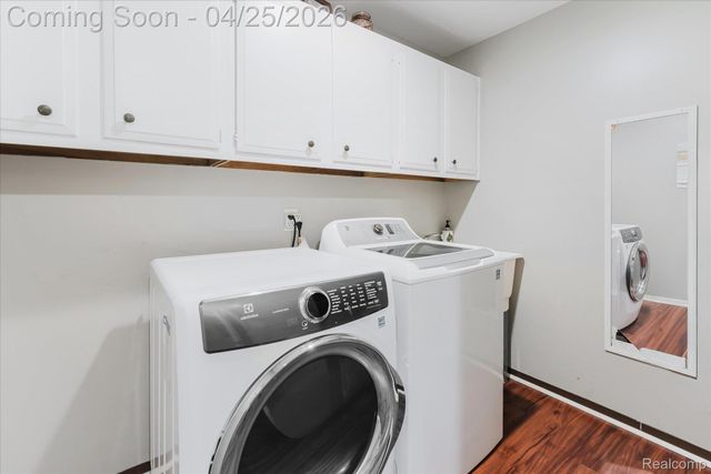 4301 Stony River Drive, Bloomfield Hills, MI 48301