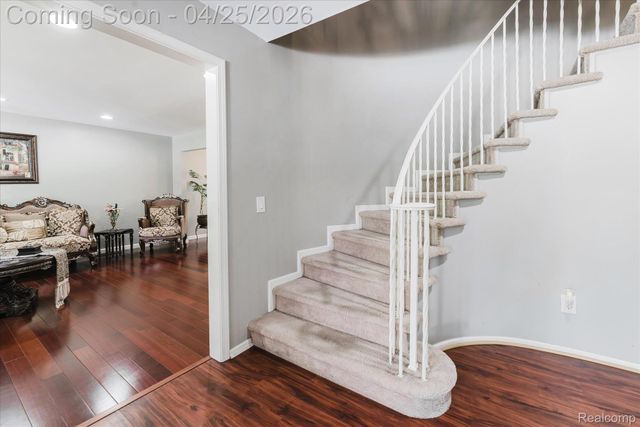 4301 Stony River Drive, Bloomfield Hills, MI 48301