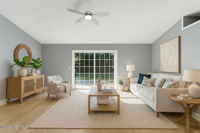 1748 ST IVES Drive, Middleburg, FL 32068