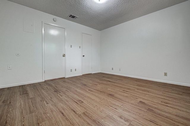 11428 Ptarmigan B, Austin, TX 78758