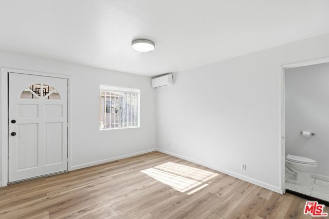 2542 Thurman Avenue, Los Angeles, CA 90016