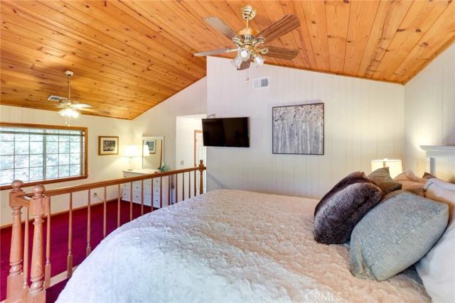 196 Hillcrest Court, Lake Arrowhead, CA 92352