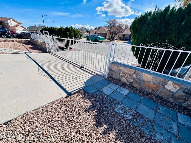 12053 spire terrace Drive, El Paso, TX 79936