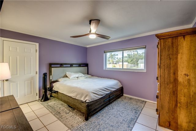 2912 Poinciana DR, Naples, FL 34105