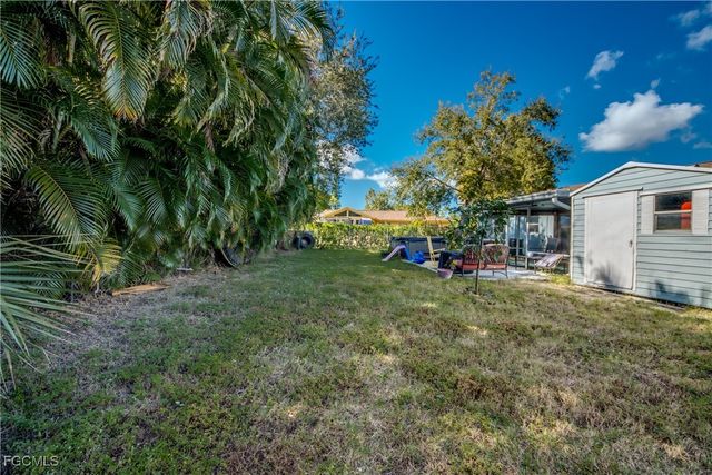 2912 Poinciana DR, Naples, FL 34105