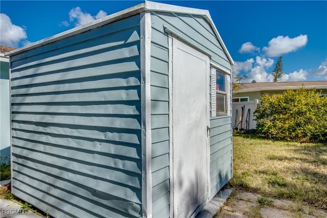 2912 Poinciana DR, Naples, FL 34105