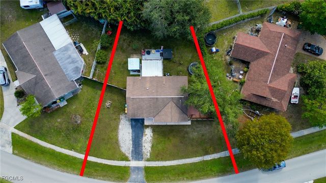 2912 Poinciana DR, Naples, FL 34105