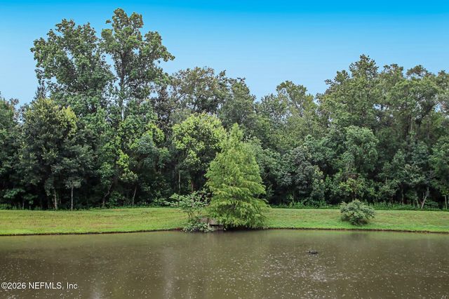 8601 BEACH Boulevard 811, Jacksonville, FL 32216