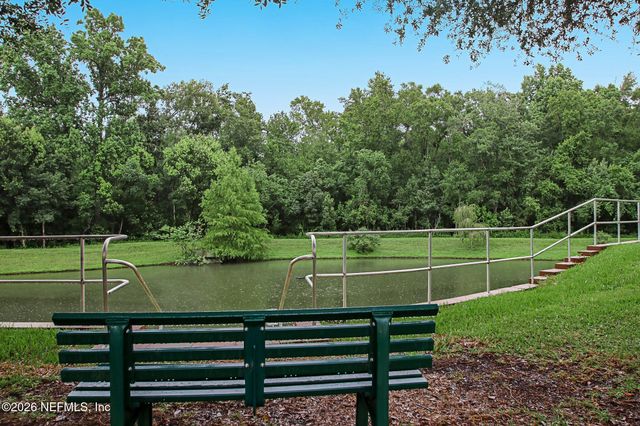 8601 BEACH Boulevard 811, Jacksonville, FL 32216