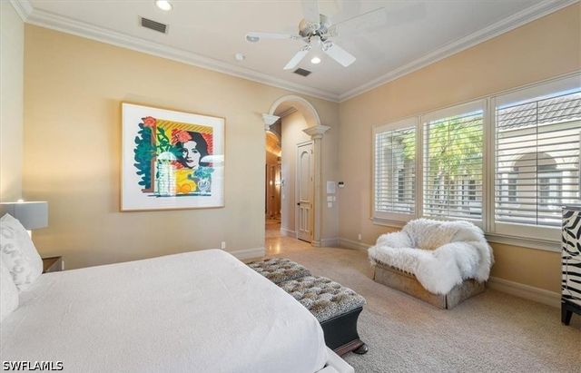 550 21st AVE S, Naples, FL 34102