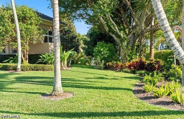 550 21st AVE S, Naples, FL 34102
