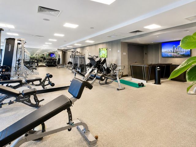 951 Brickell Ave 609, Miami, FL 33131