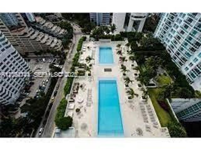 951 Brickell Ave 609, Miami, FL 33131