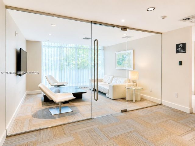 951 Brickell Ave 609, Miami, FL 33131