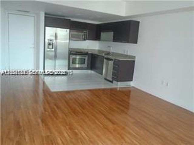 951 Brickell Ave 609, Miami, FL 33131