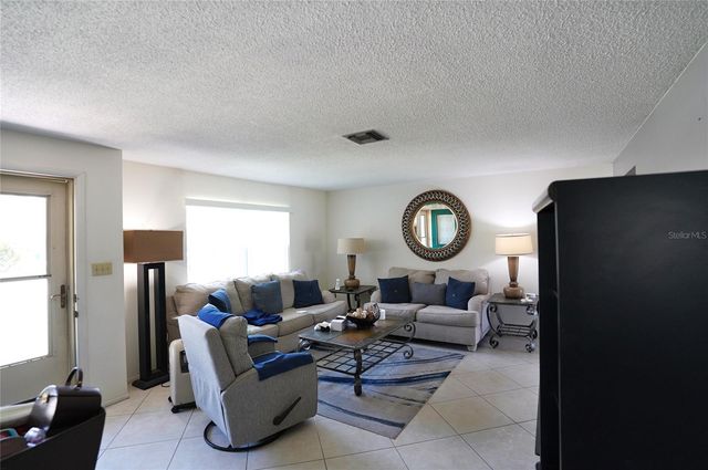 515 MERIDAN AVENUE NW, Port Charlotte, FL 33952