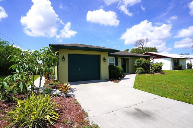 515 MERIDAN AVENUE NW, Port Charlotte, FL 33952