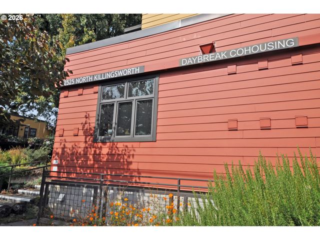 2525 N KILLINGSWORTH St 314, Portland, OR 97217