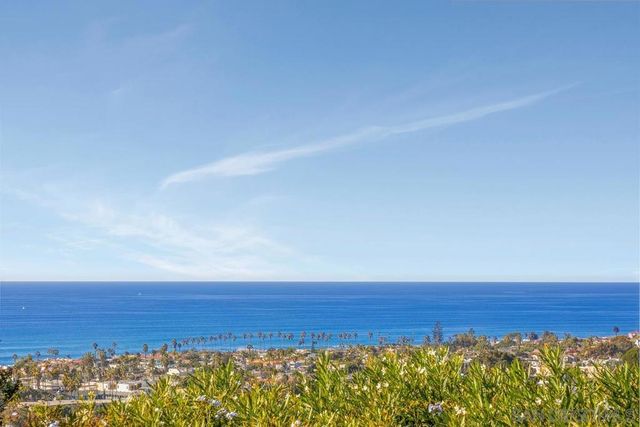 6502 Manana Place, La Jolla, CA 92037