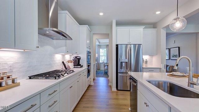 105 Magma Lane, Holly Springs, NC 27540