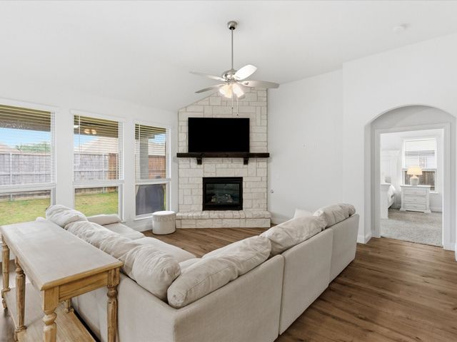 351 Bluewood Drive, Fate, TX 75087