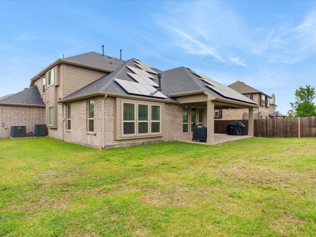 351 Bluewood Drive, Fate, TX 75087