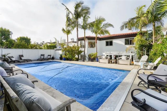 1530 8th Street, Manhattan Beach, CA 90266