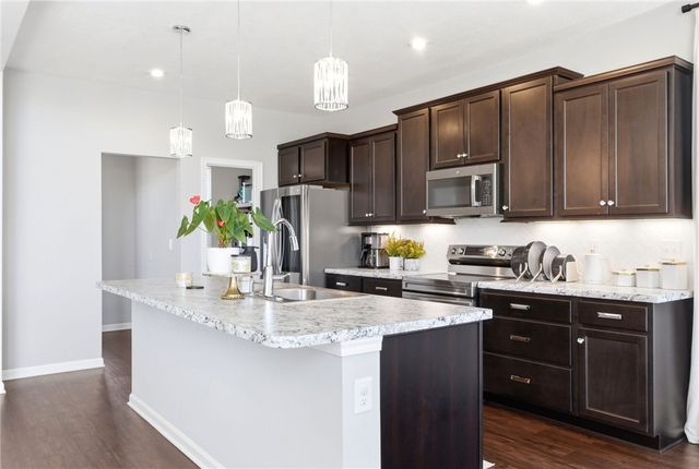 3553 Shellbark Drive, Sugarcreek Twp, OH 45305