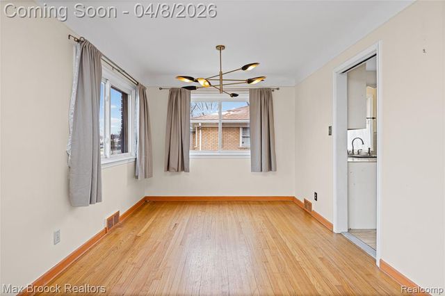 17000 W 13 Mile Road, Beverly Hills, MI 48025
